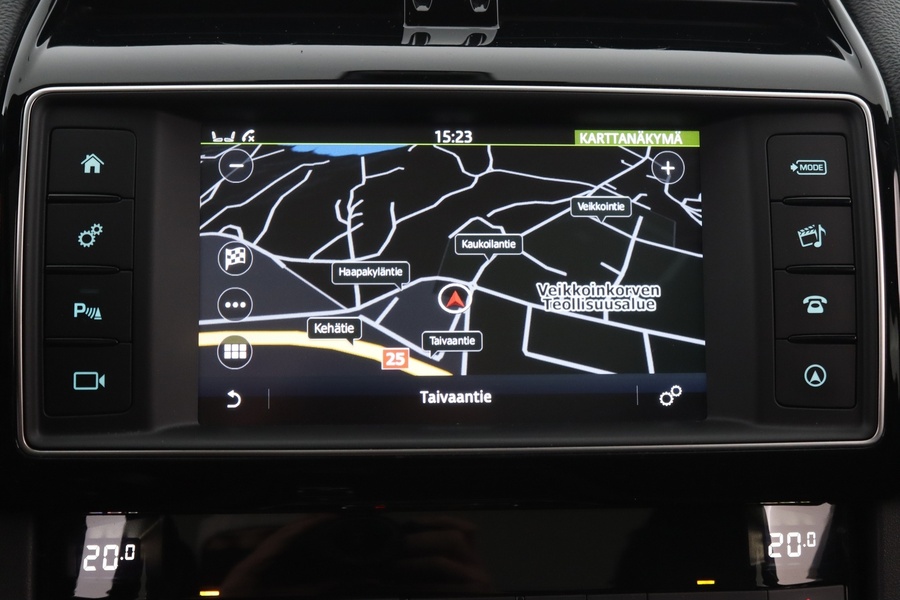 Jaguar F-PACE vaihtoauto