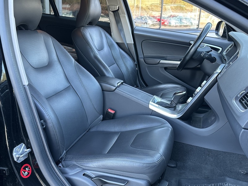 Volvo V60 Cross Country vaihtoauto