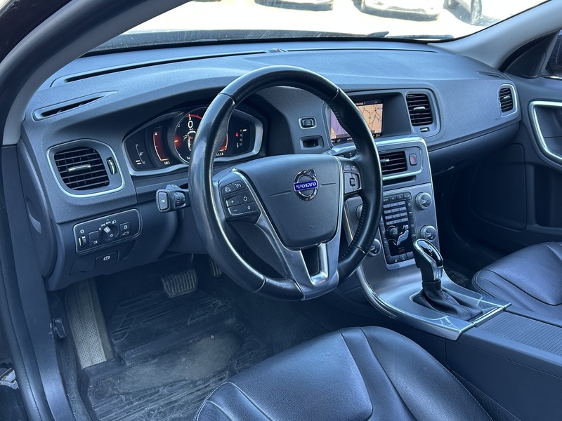 Volvo V60 Cross Country vaihtoauto