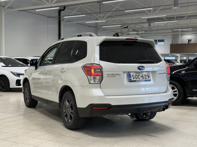Subaru Forester vaihtoauto