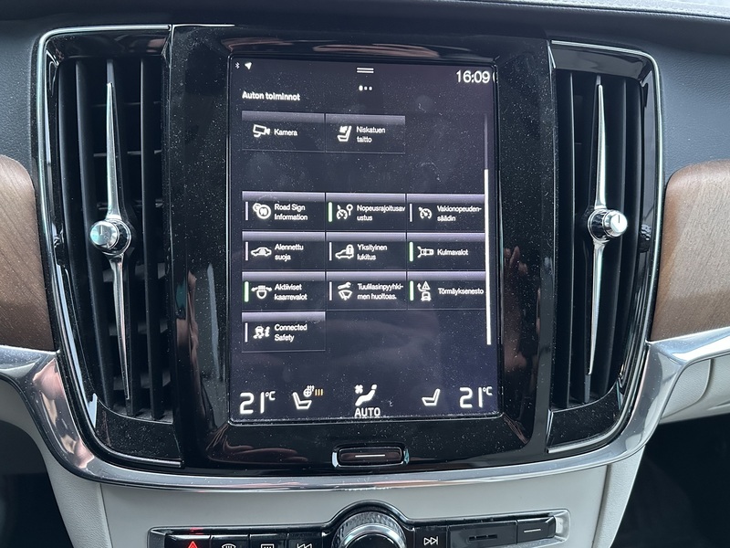 Volvo V90 vaihtoauto