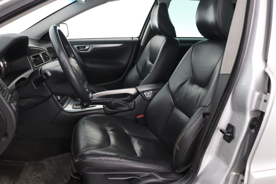 Volvo XC70 vaihtoauto