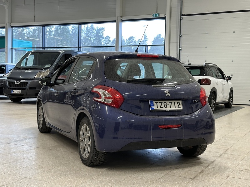 Peugeot 208 vaihtoauto
