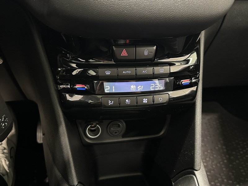 Peugeot 208 vaihtoauto