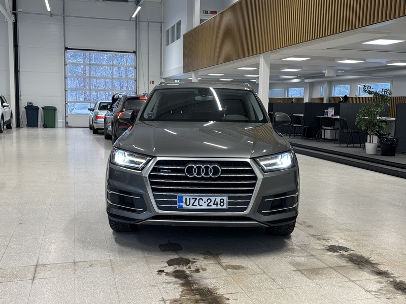 Audi Q7 vaihtoauto