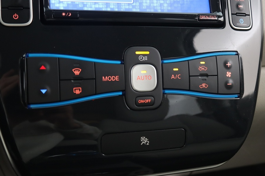 Nissan Leaf vaihtoauto