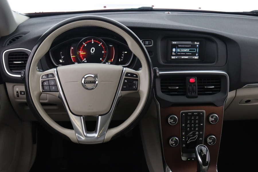 Volvo V40 vaihtoauto