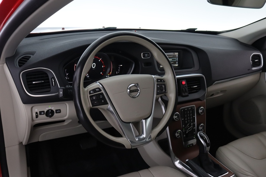 Volvo V40 vaihtoauto