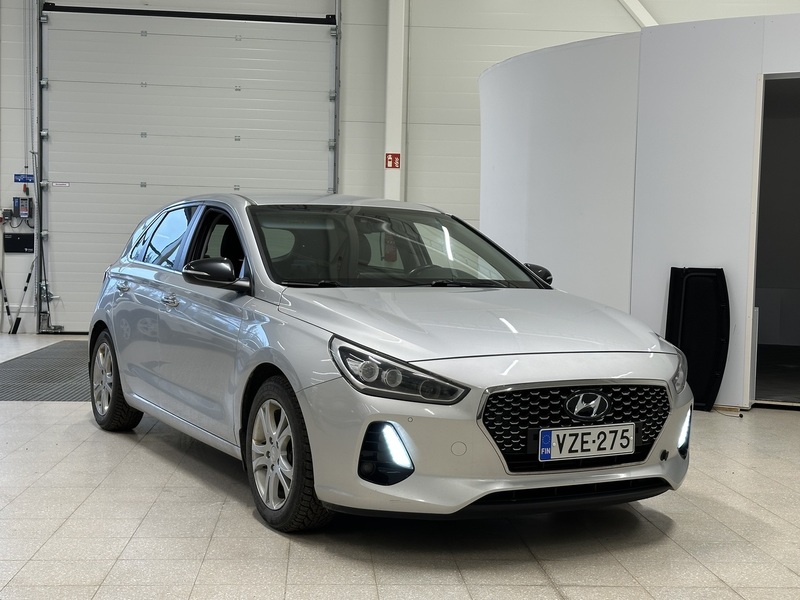 Hyundai i30 5d vaihtoauto