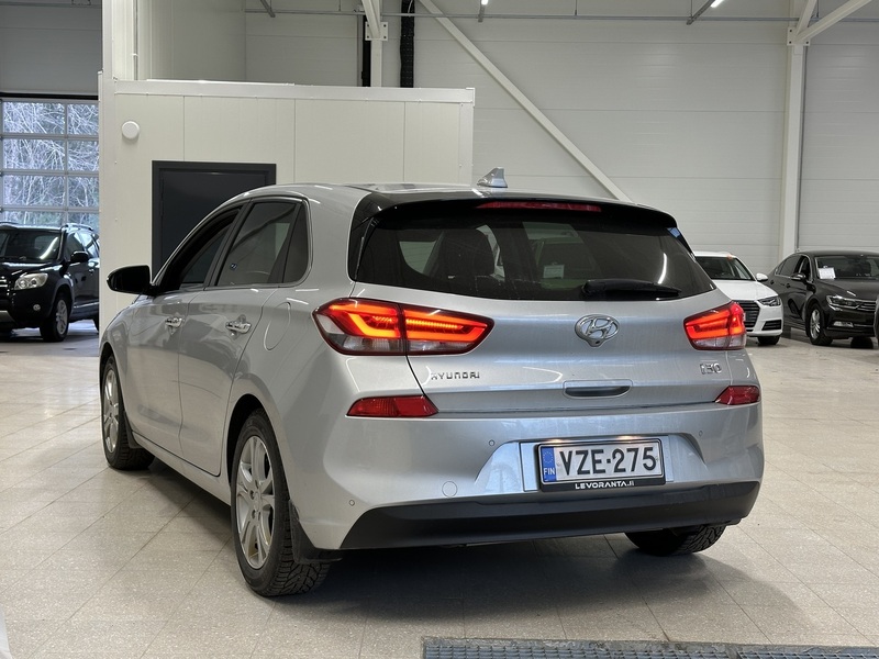 Hyundai i30 5d vaihtoauto