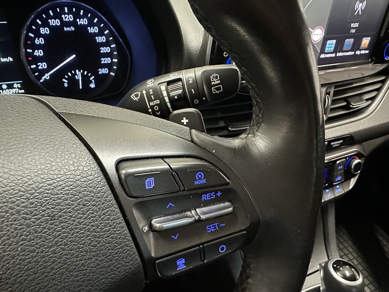 Hyundai i30 5d vaihtoauto