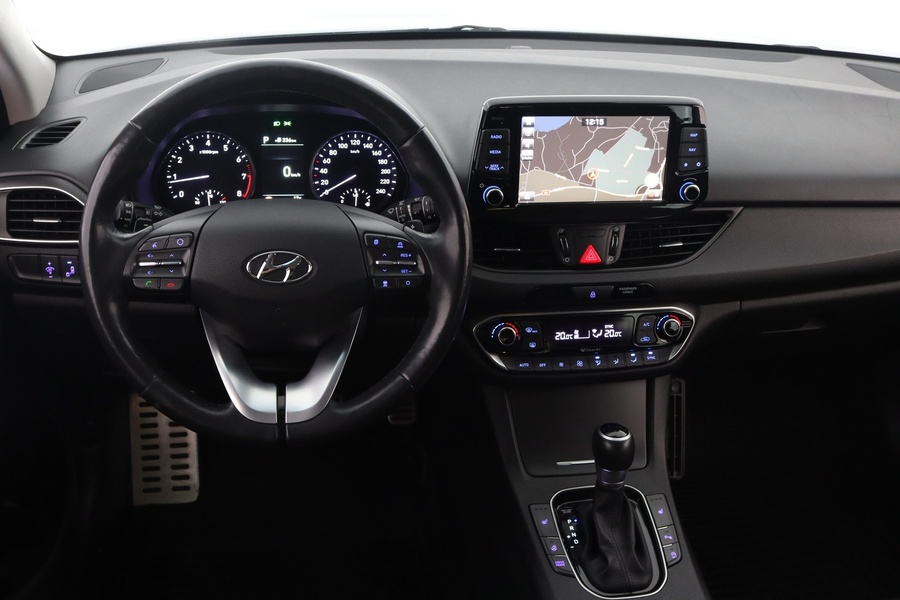 Hyundai i30 5d vaihtoauto