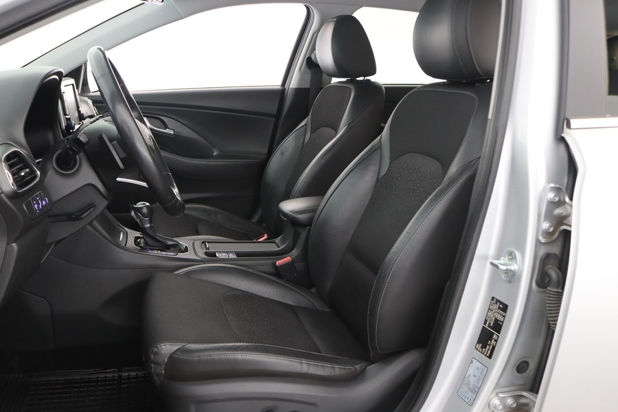 Hyundai i30 5d vaihtoauto