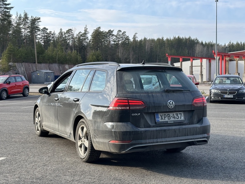 Volkswagen Golf vaihtoauto