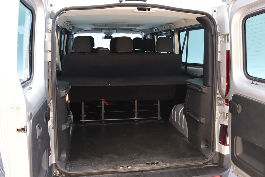 Renault Trafic Passenger vaihtoauto