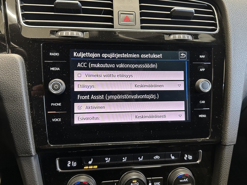 Volkswagen Golf vaihtoauto