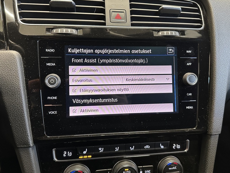 Volkswagen Golf vaihtoauto