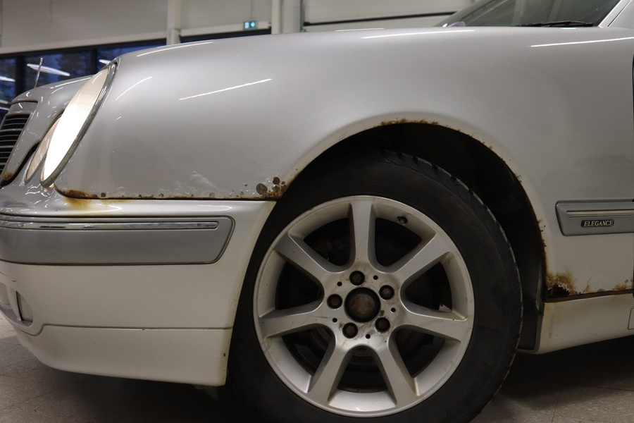 Mercedes-Benz E vaihtoauto