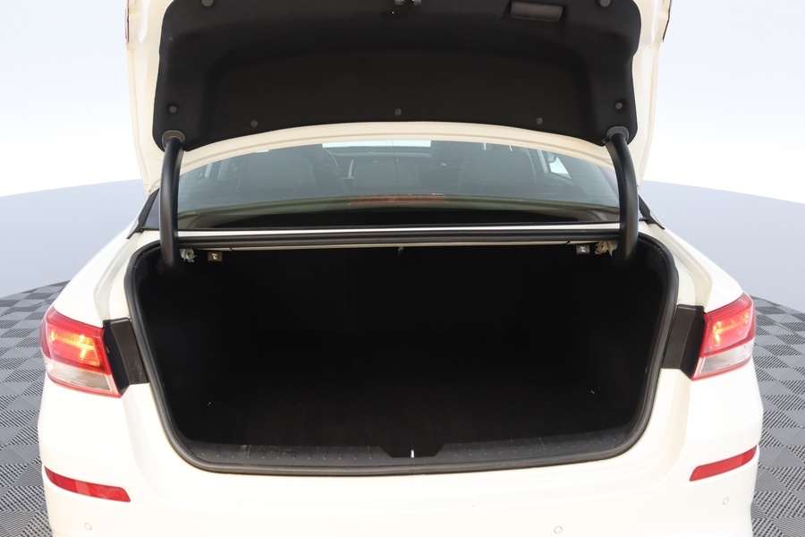 Kia Optima vaihtoauto