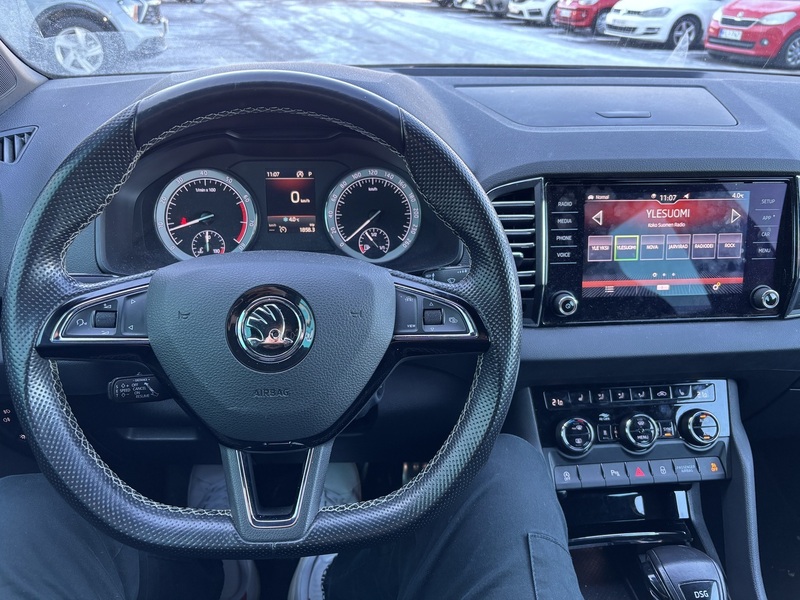 Skoda Karoq vaihtoauto