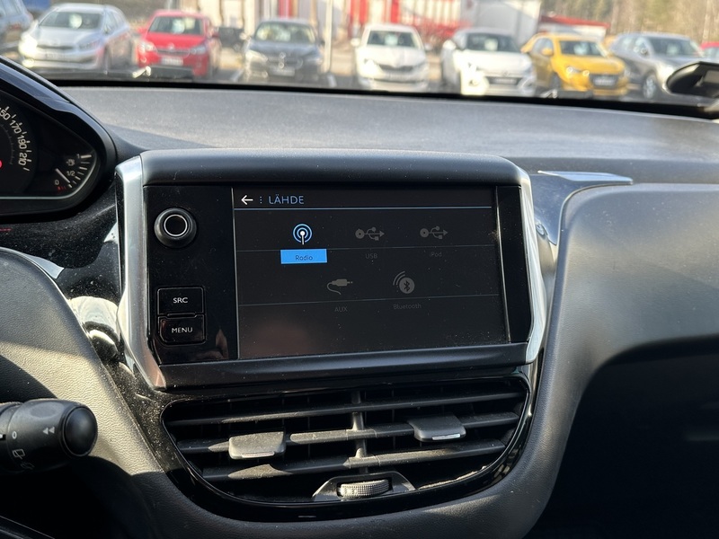 Peugeot 208 vaihtoauto