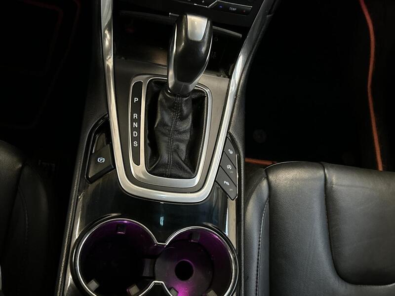 Ford Edge vaihtoauto