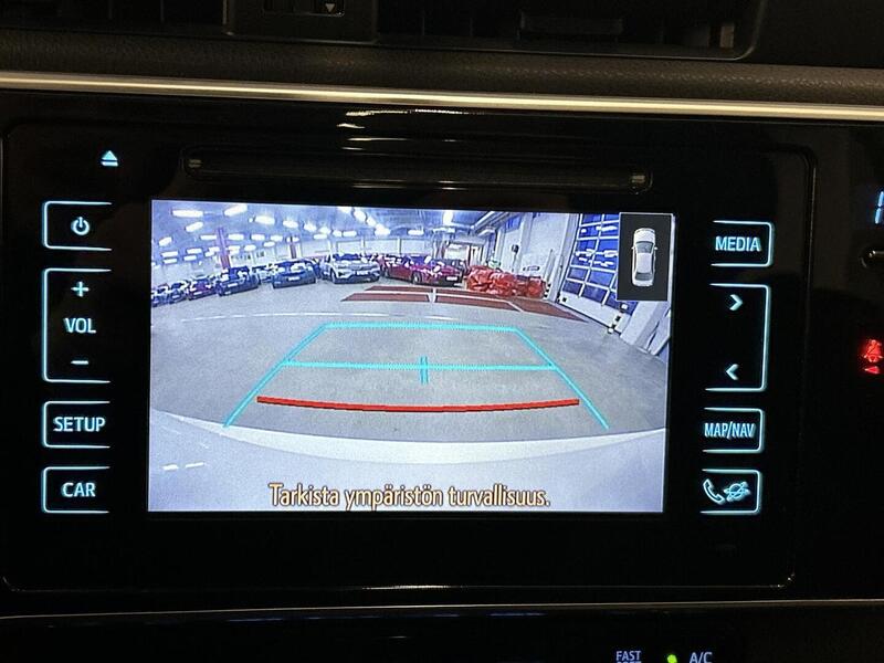 Toyota Auris vaihtoauto