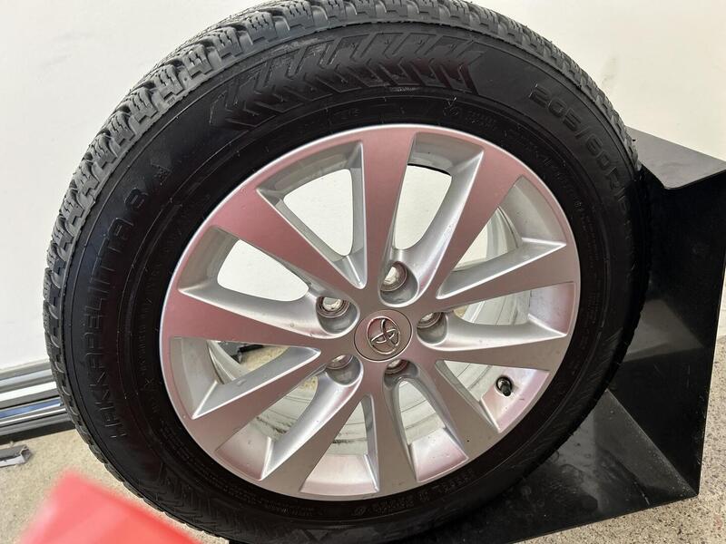 Toyota Avensis vaihtoauto