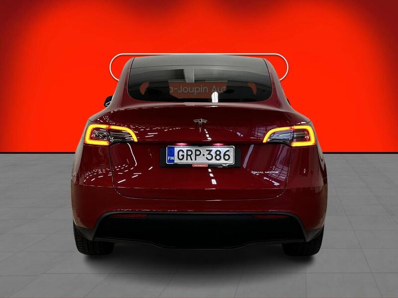Tesla Model Y vaihtoauto