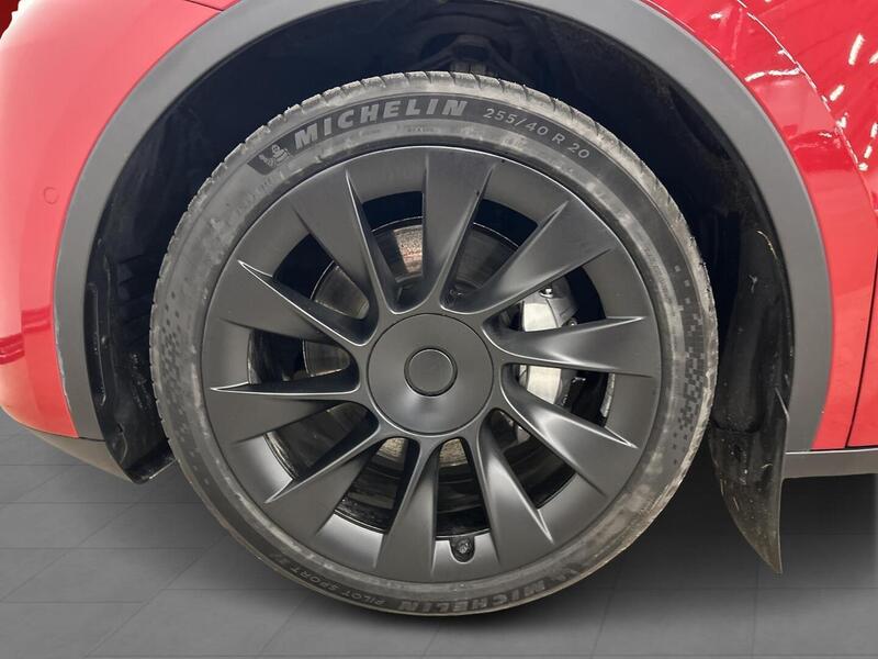 Tesla Model Y vaihtoauto