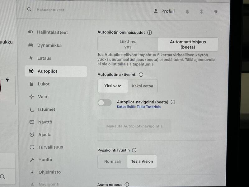 Tesla Model Y vaihtoauto