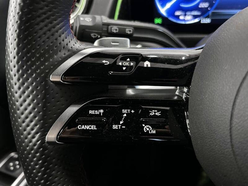 Mercedes-Benz EQB vaihtoauto