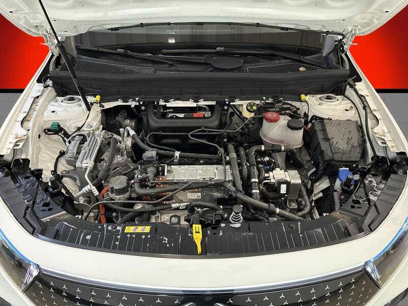 Mercedes-Benz EQB vaihtoauto