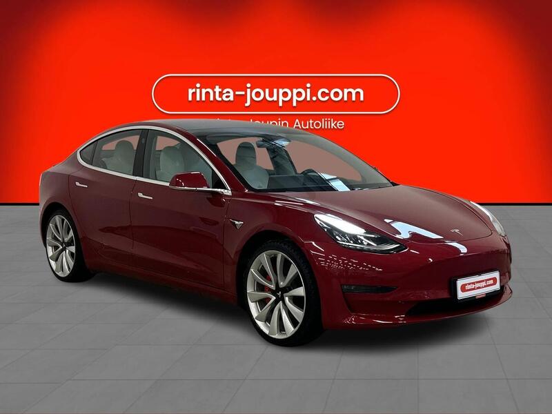 Tesla Model 3 vaihtoauto