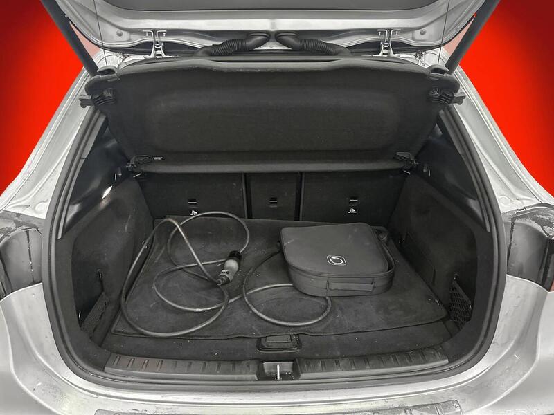 Mercedes-Benz EQA vaihtoauto