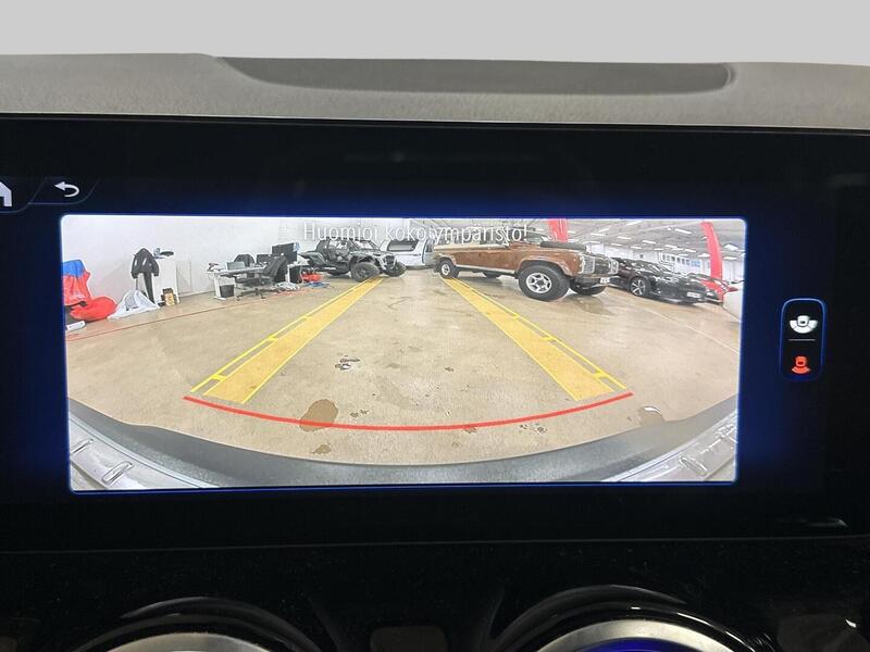 Mercedes-Benz EQA vaihtoauto