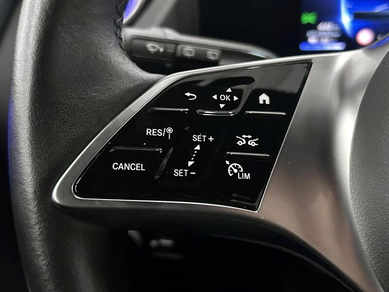 Mercedes-Benz EQA vaihtoauto