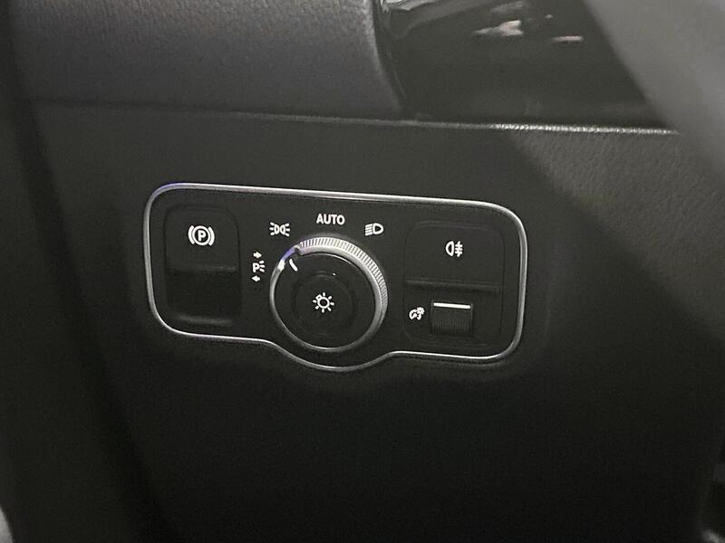 Mercedes-Benz EQA vaihtoauto