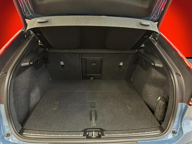 Volvo C40 vaihtoauto