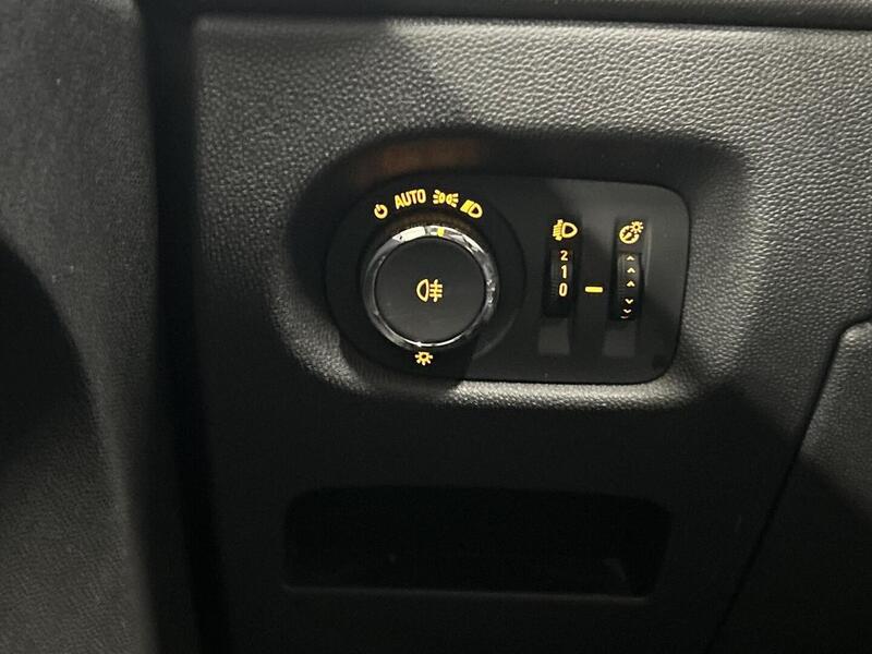 Opel Corsa vaihtoauto