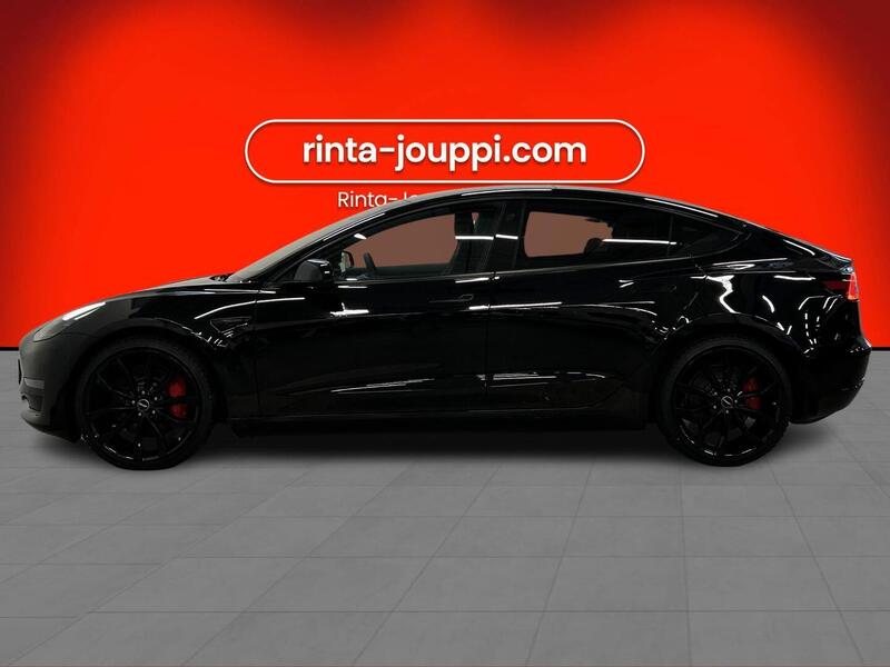 Tesla Model 3 vaihtoauto