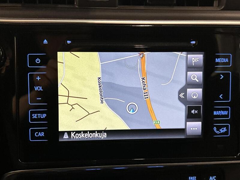 Toyota Auris vaihtoauto