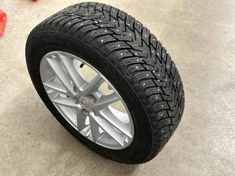 Toyota Auris vaihtoauto