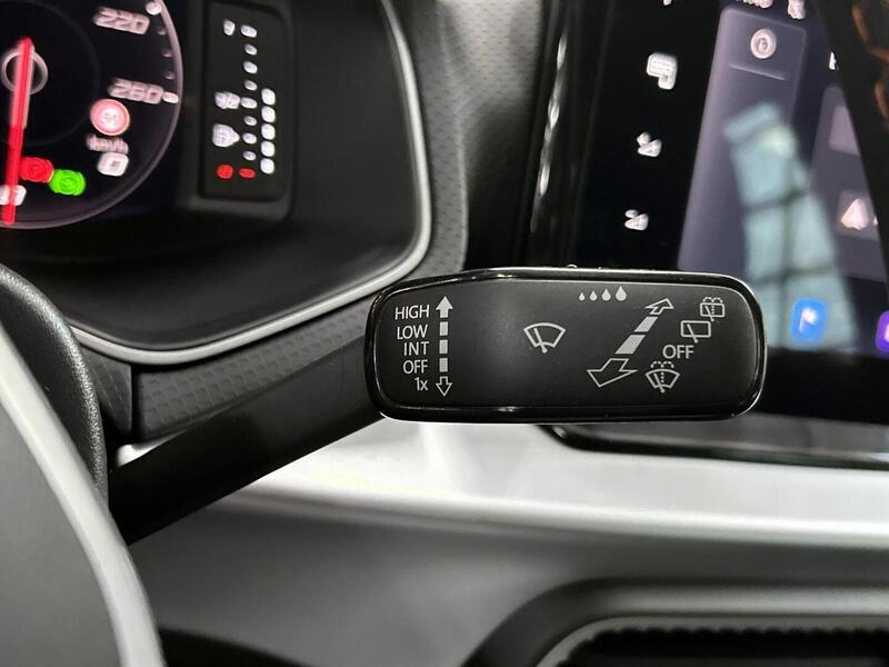 SEAT Arona vaihtoauto