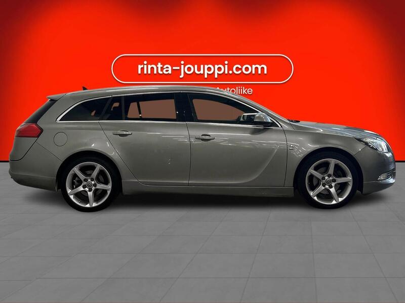 Opel Insignia vaihtoauto