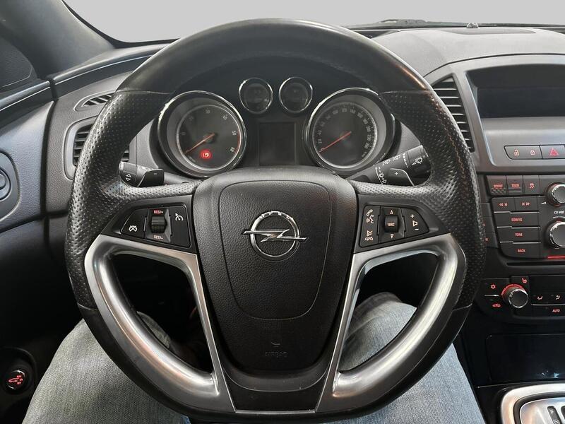 Opel Insignia vaihtoauto