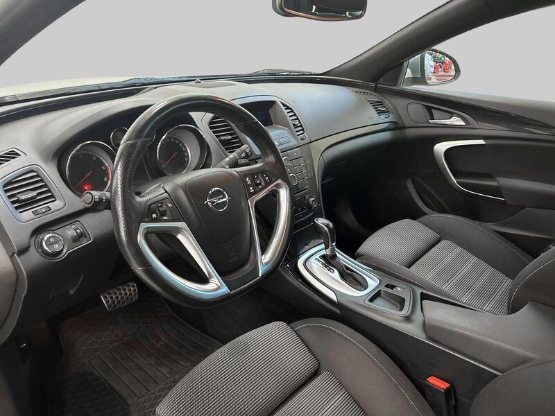 Opel Insignia vaihtoauto