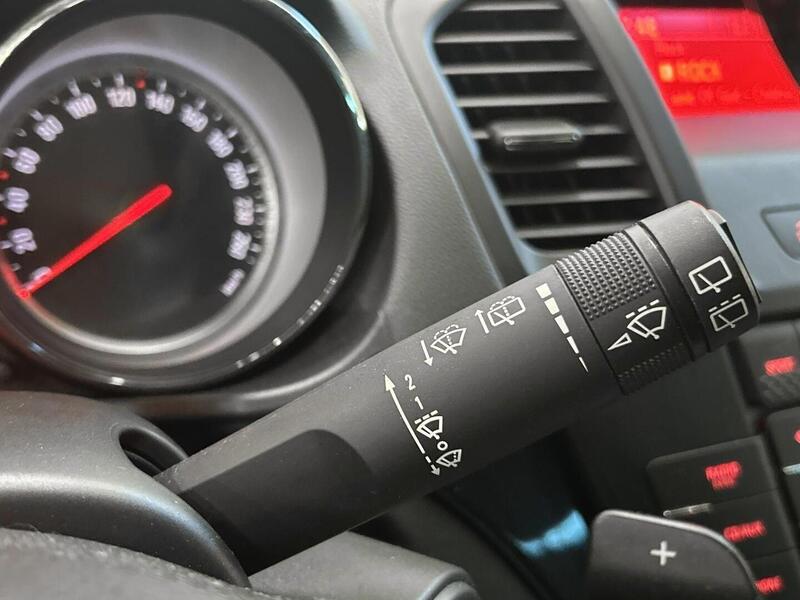 Opel Insignia vaihtoauto