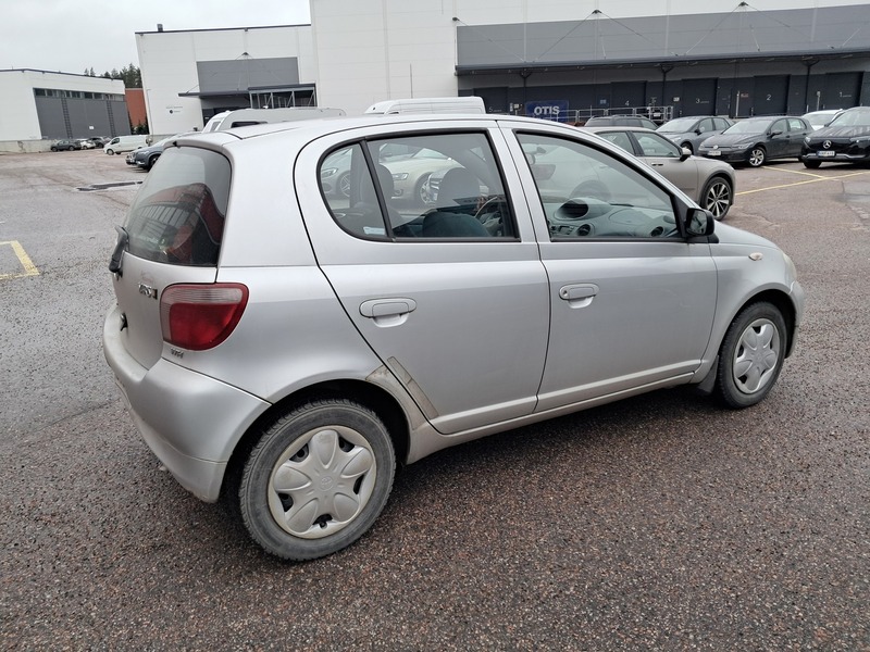Toyota Yaris vaihtoauto