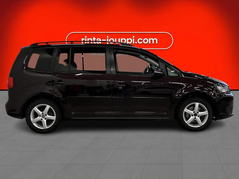 Volkswagen Touran vaihtoauto